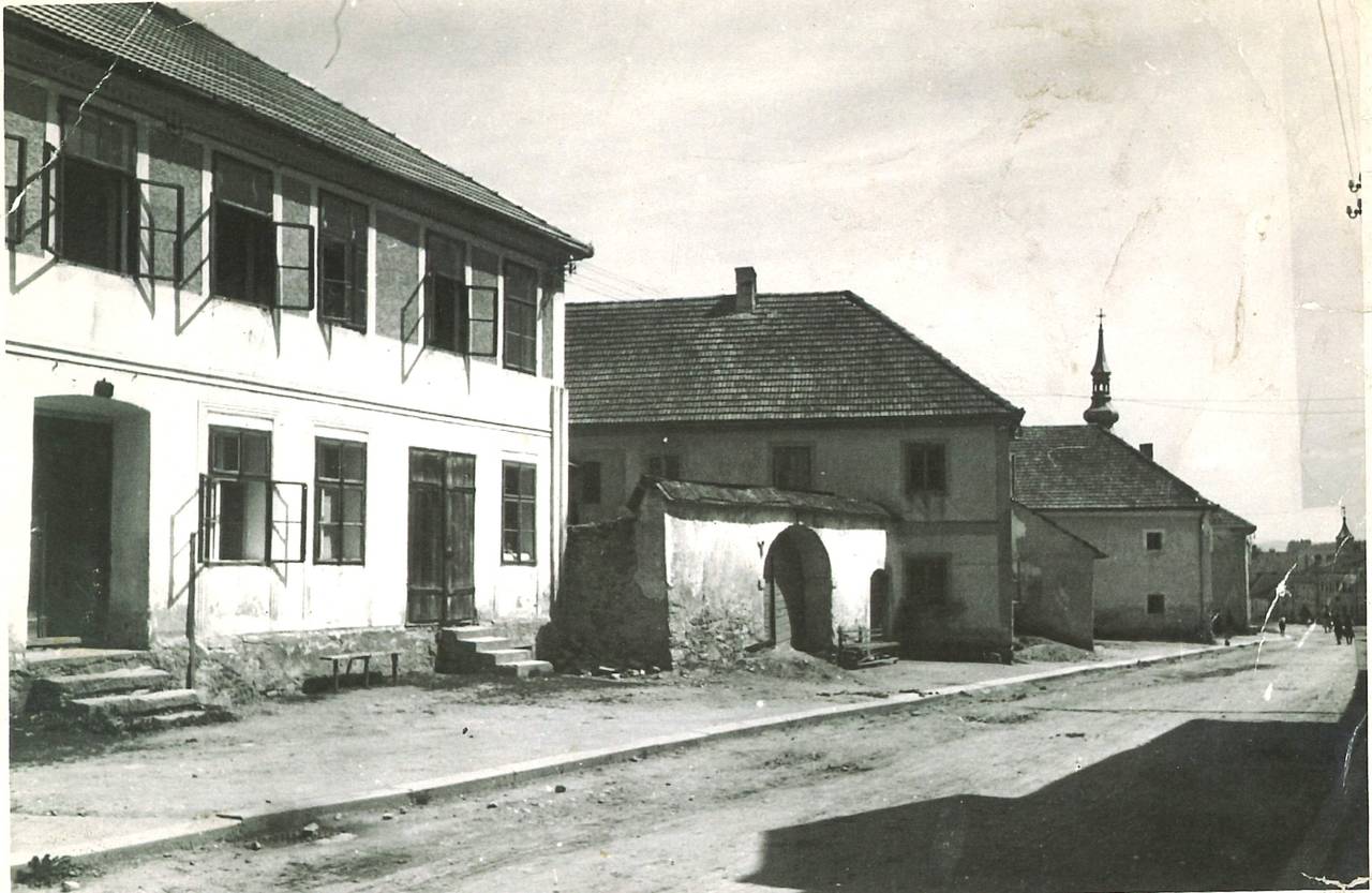 Häuserzeile, Oberer Markt