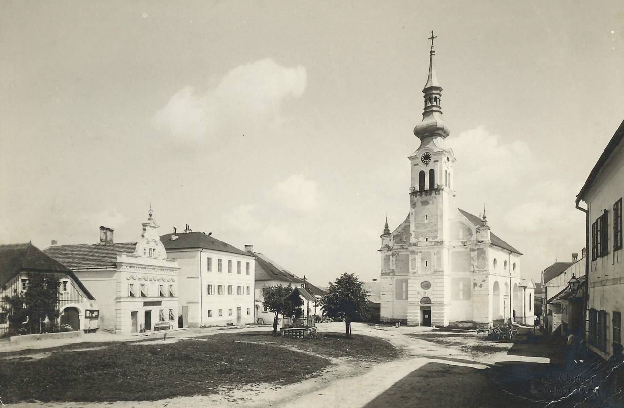 Brunnen, Kirche, Marktplatz, Ortsplatz