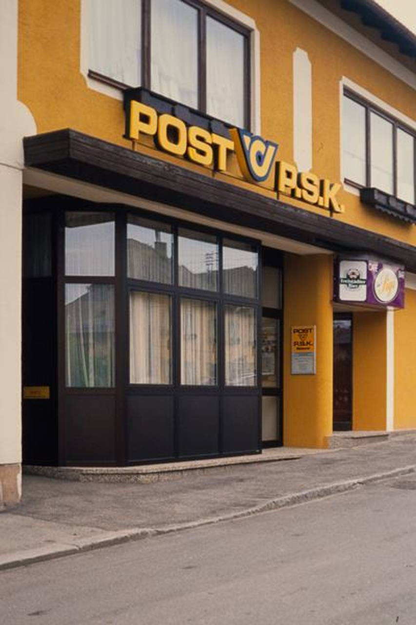 Marktplatz, Postamt, Pub, Sigfried Schauer
