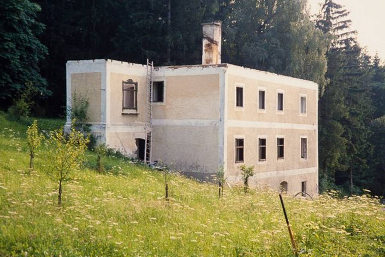 Abbrucharbeiten, Schloss Waldenfels, Wirtschaftergebäude