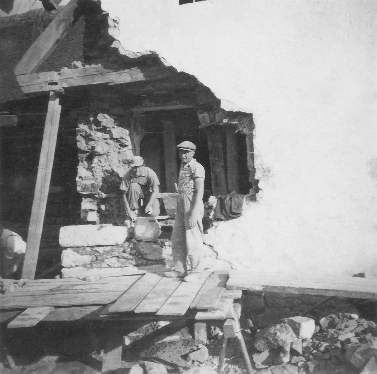 Bauernhaus, Baustelle, Steinmauer