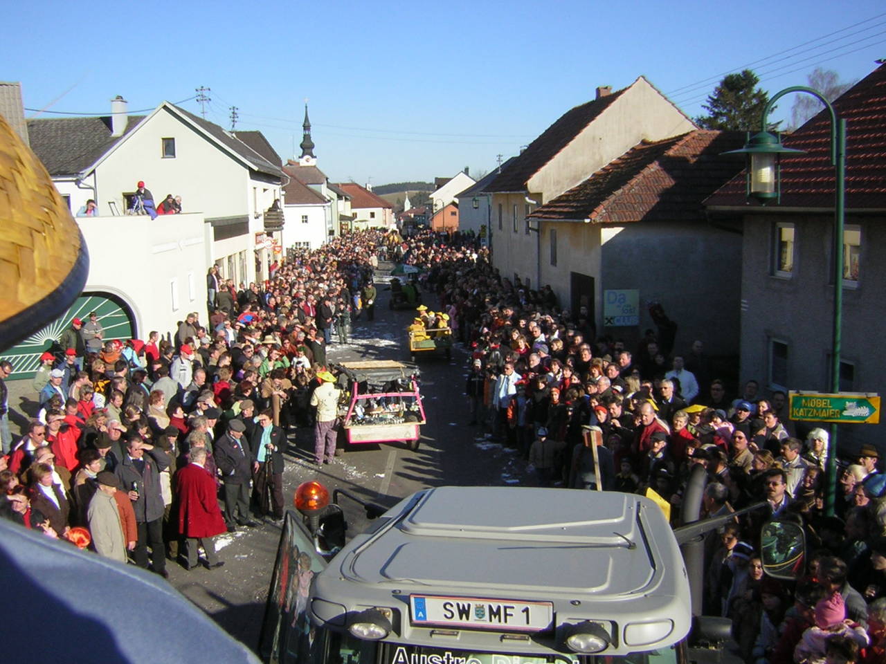 Fasching, Faschingsumzug, Faschingswagen, Faschingszug 2007, FF Stiftung, Marktplatz