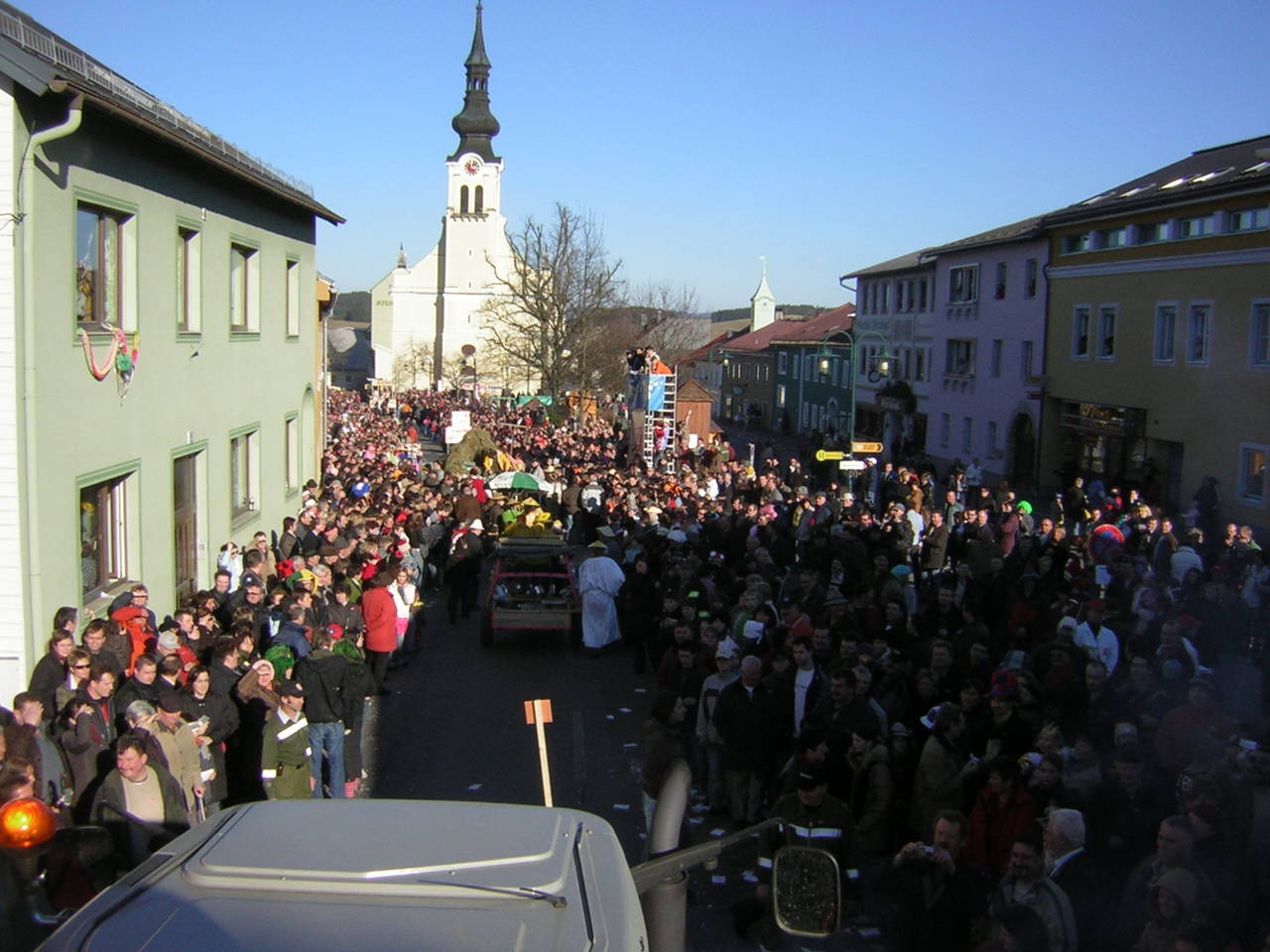 Fasching, Faschingsumzug, Faschingswagen, Faschingszug 2007, FF Stiftung, Marktplatz