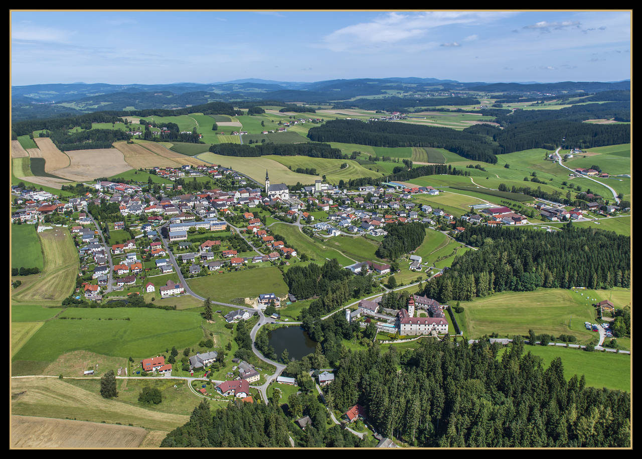 Luftaufnahme, Schloss Waldenfels, Schlossteich