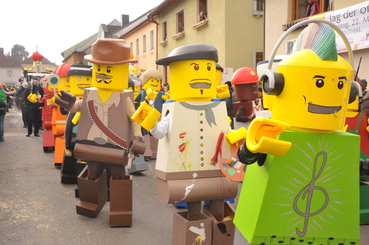 Fasching, Faschingsgruppe, Faschingsumzug, Faschingswagen, Sportunion