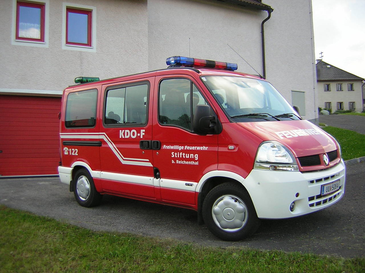 Feuerwehr, Feuerwehrauto, Feuerwehrfahrzeug, FF Stiftung, KDO-F