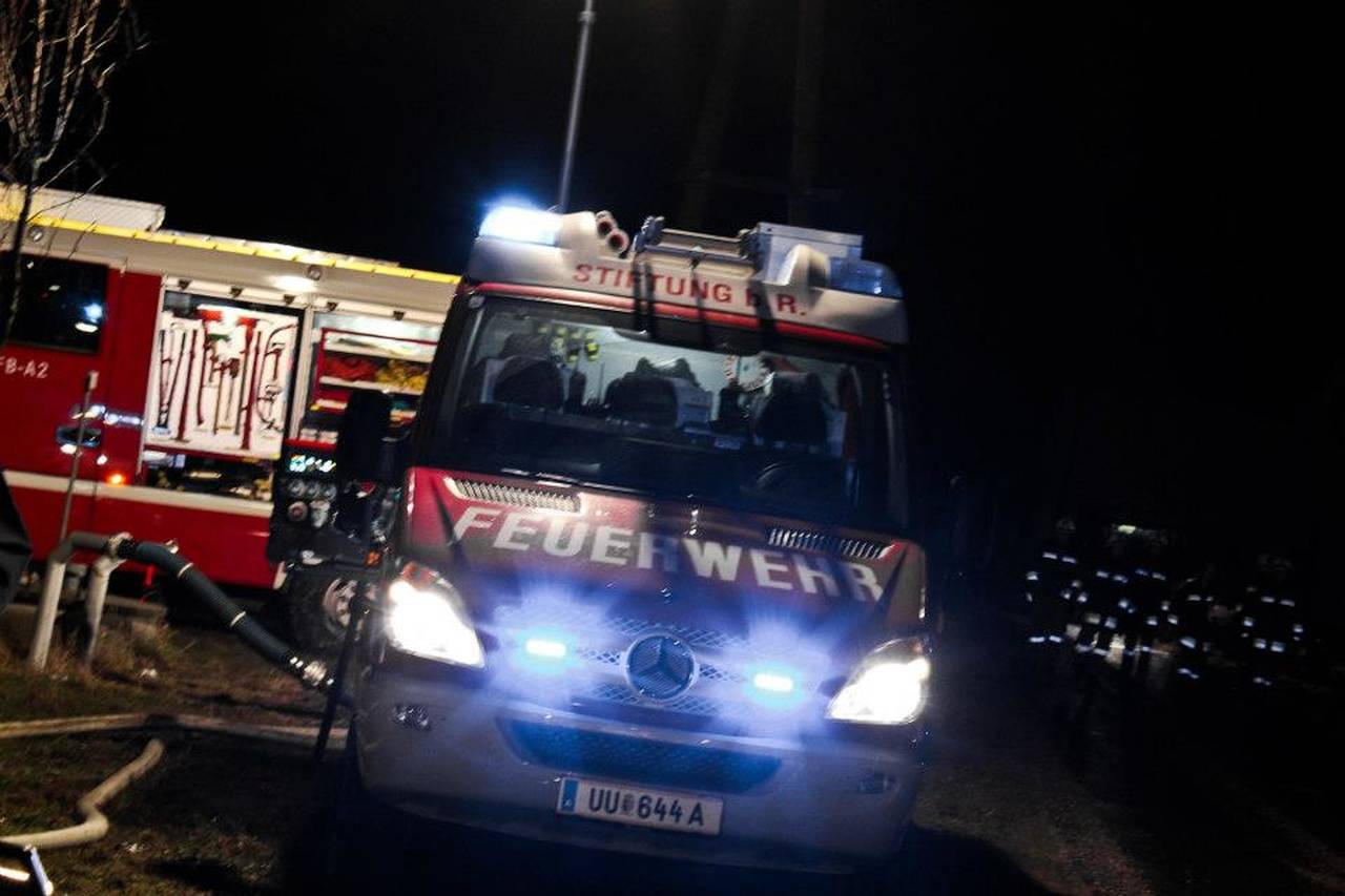 Brand, Feuerwehr, Feuerwehreinsatz, FF Miesenbach, FF Reichenthal, FF Stiftung, Großbrand, Löschfahrzeug, Miesenbach