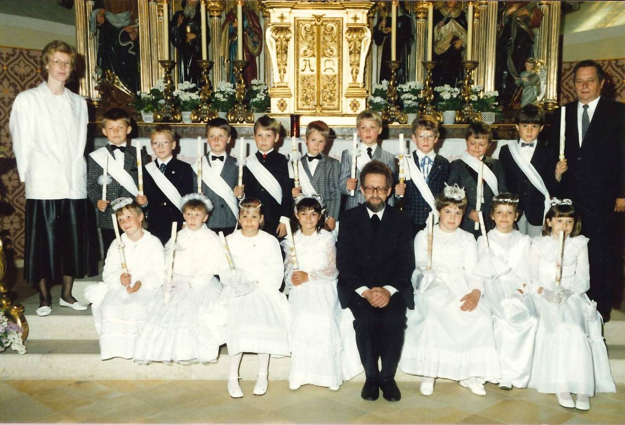 erste Messfeier, Erstkommunion, Feier, Kirche, Pfarrer, Veranstaltung