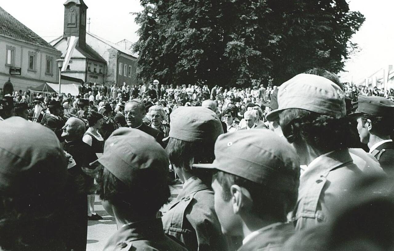 Feuerwehrjugend, Marktplatz, Prozession